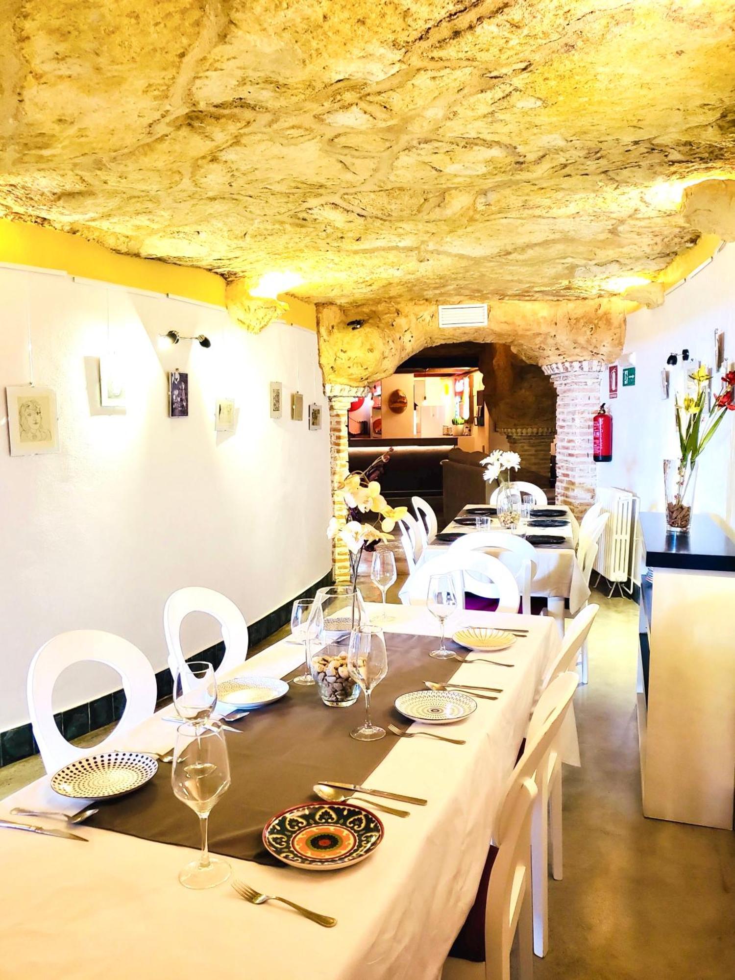 Casa Rural Cueva El Nido Casas de Fernando Alonso Zewnętrze zdjęcie